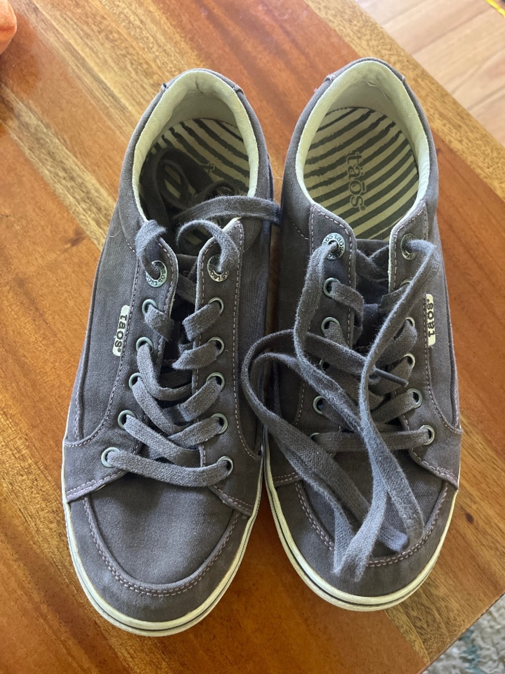 Taos Women's Moc Star